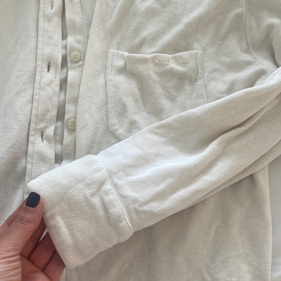 Terry on the go shirt in size small - Picture 4 of 4